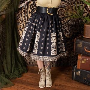 Oblong Box Shop Circle Tiki Skirt NWOT